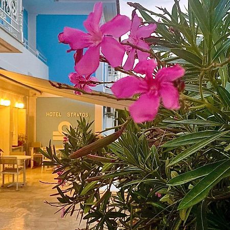 Stratos Hotel ピタゴリオ エクステリア 写真